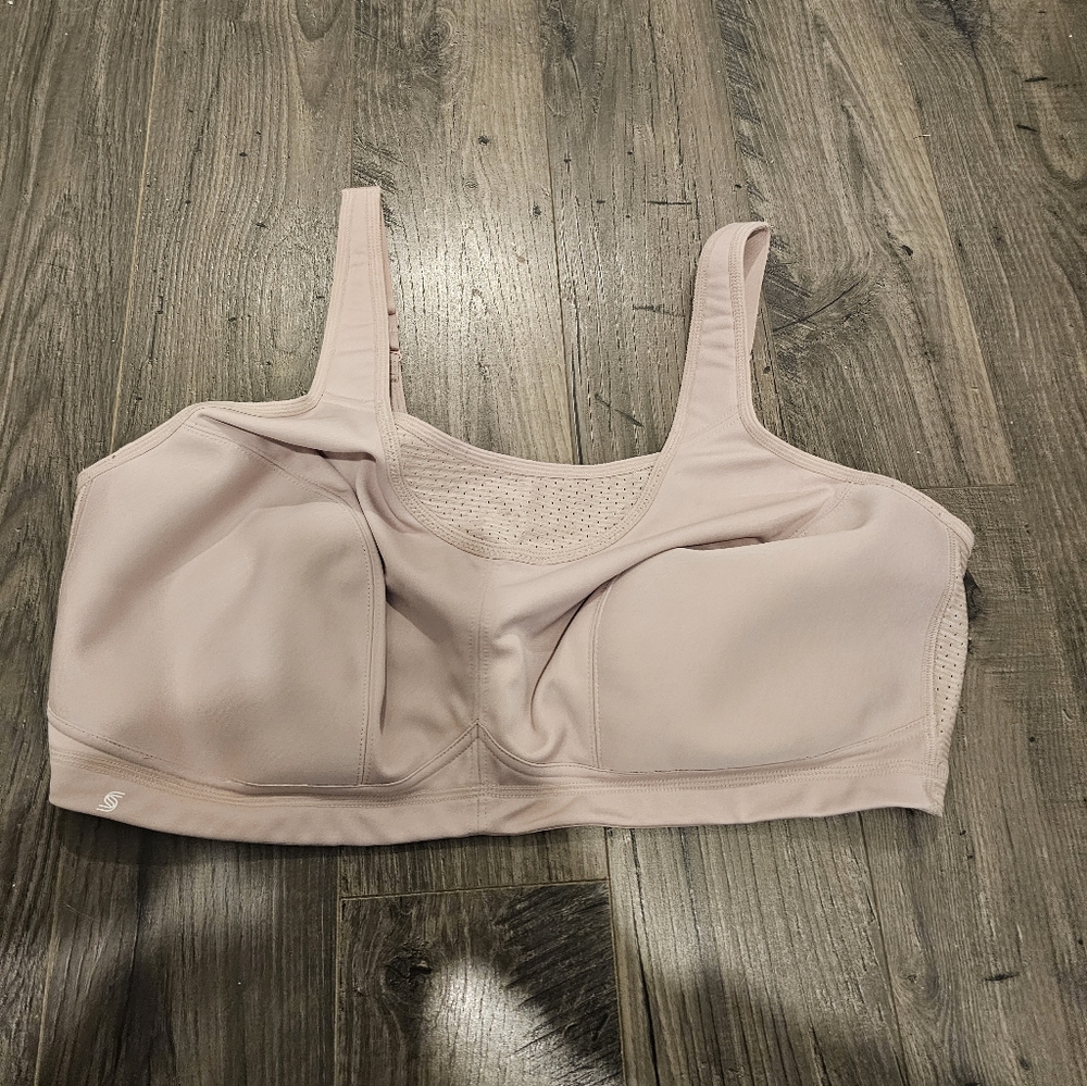 Glamorise Bra Size 46D